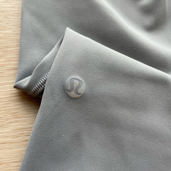 Lululemon Swift Speed high-rise tight 28” brushed luxtreme - Picture 2 of 8